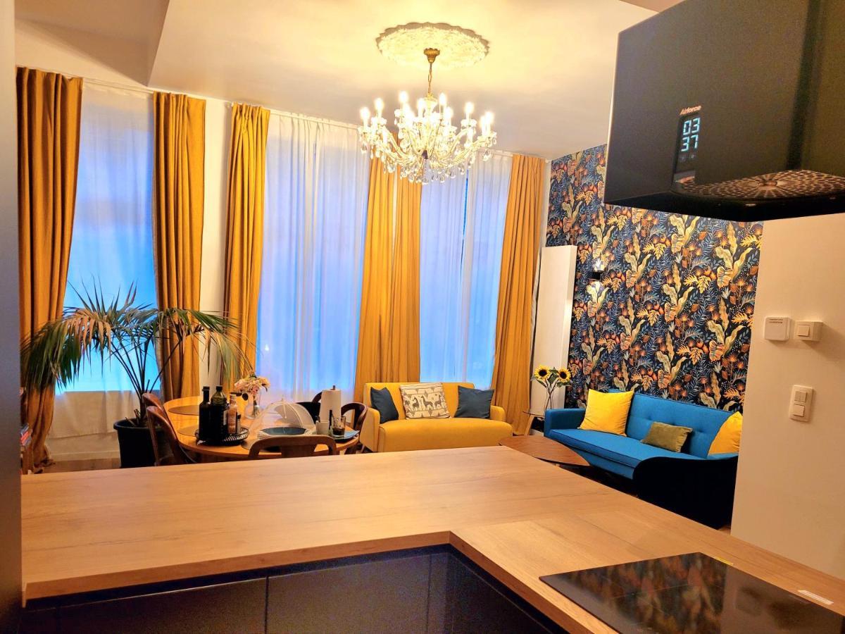 Brand New Camelia Room With Private Bathroom Brüsszel Kültér fotó