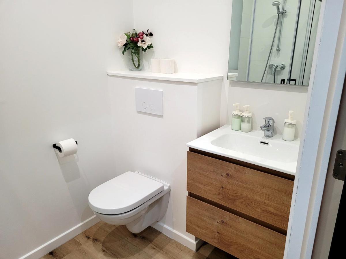 Brand New Camelia Room With Private Bathroom Brüsszel Kültér fotó